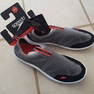 Speedo water shoes